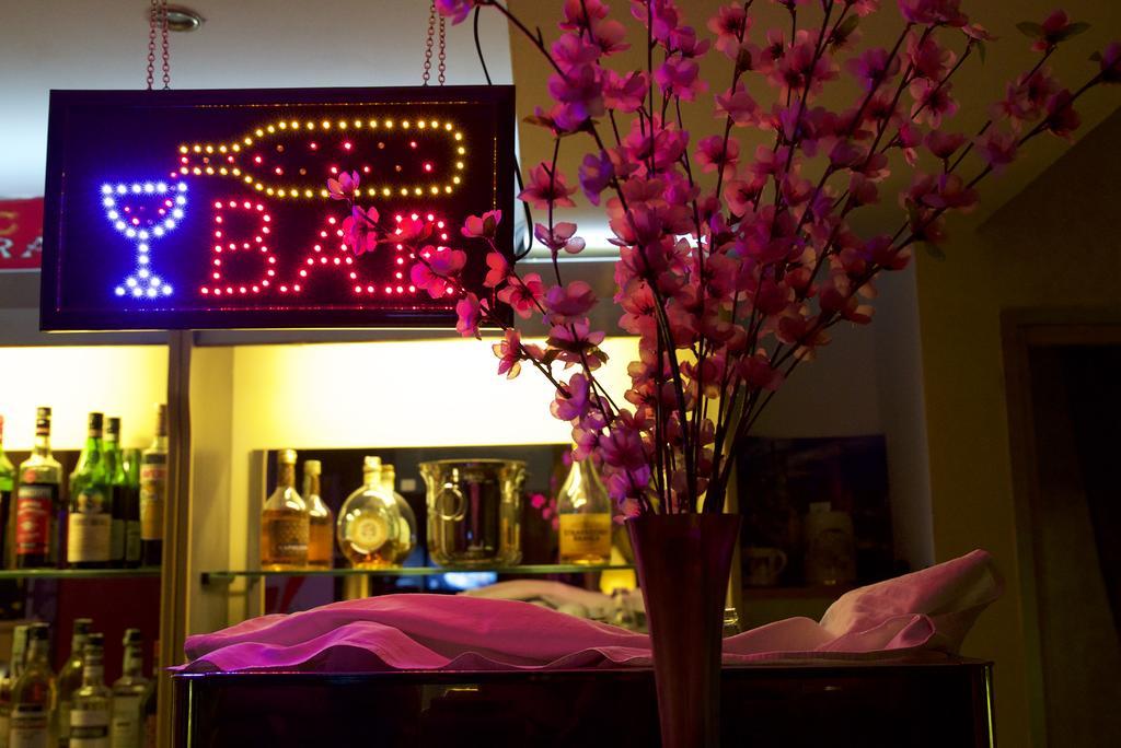 Hotel Buenos Aires モンテカティーニ・テルメ エクステリア 写真